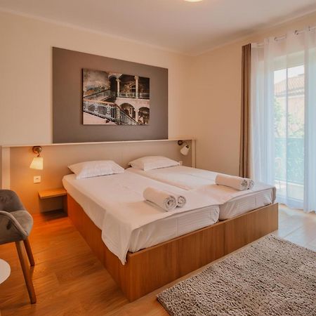 Luxury Apartments Vili 우마그 외부 사진