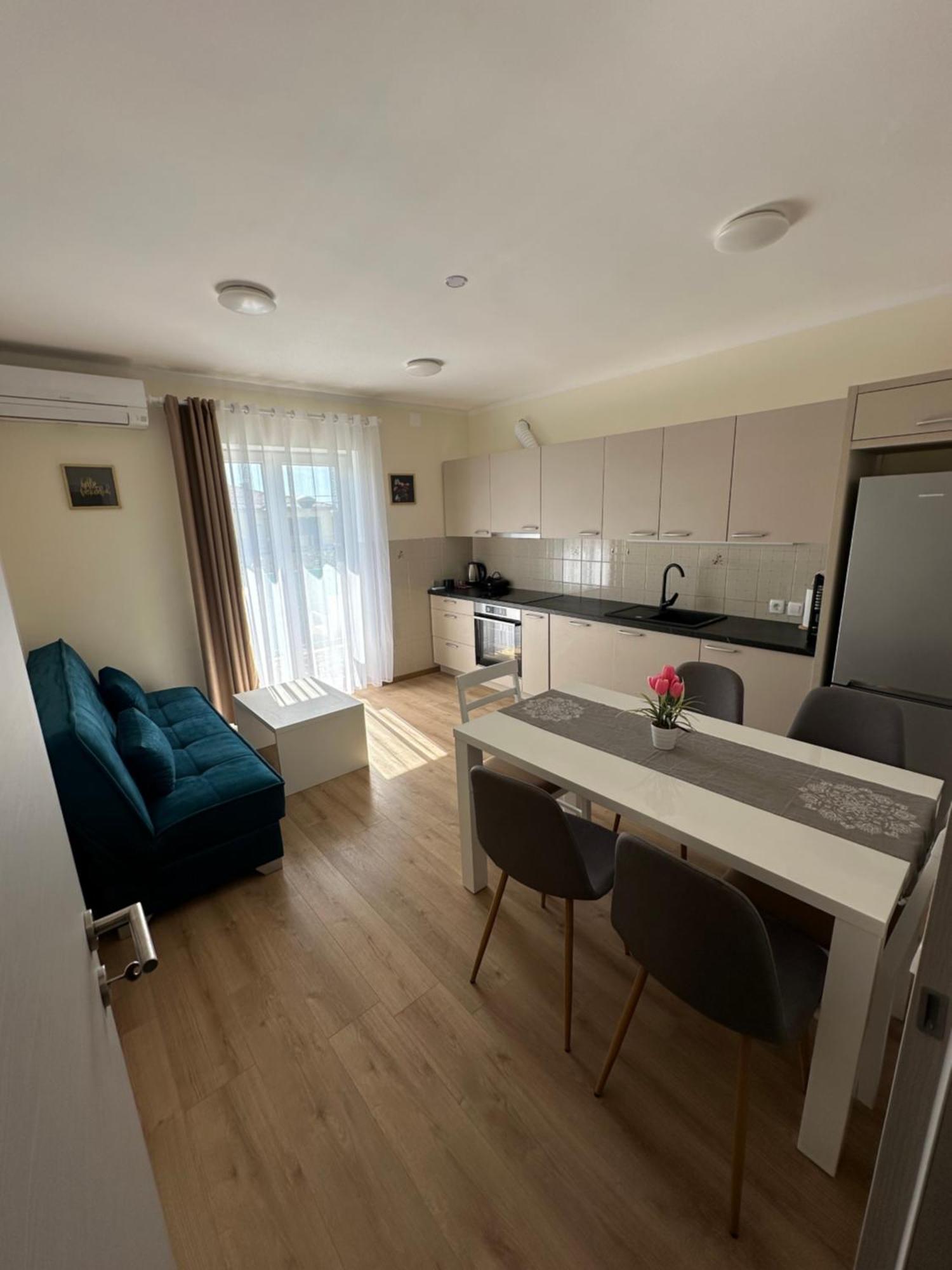 Luxury Apartments Vili 우마그 외부 사진