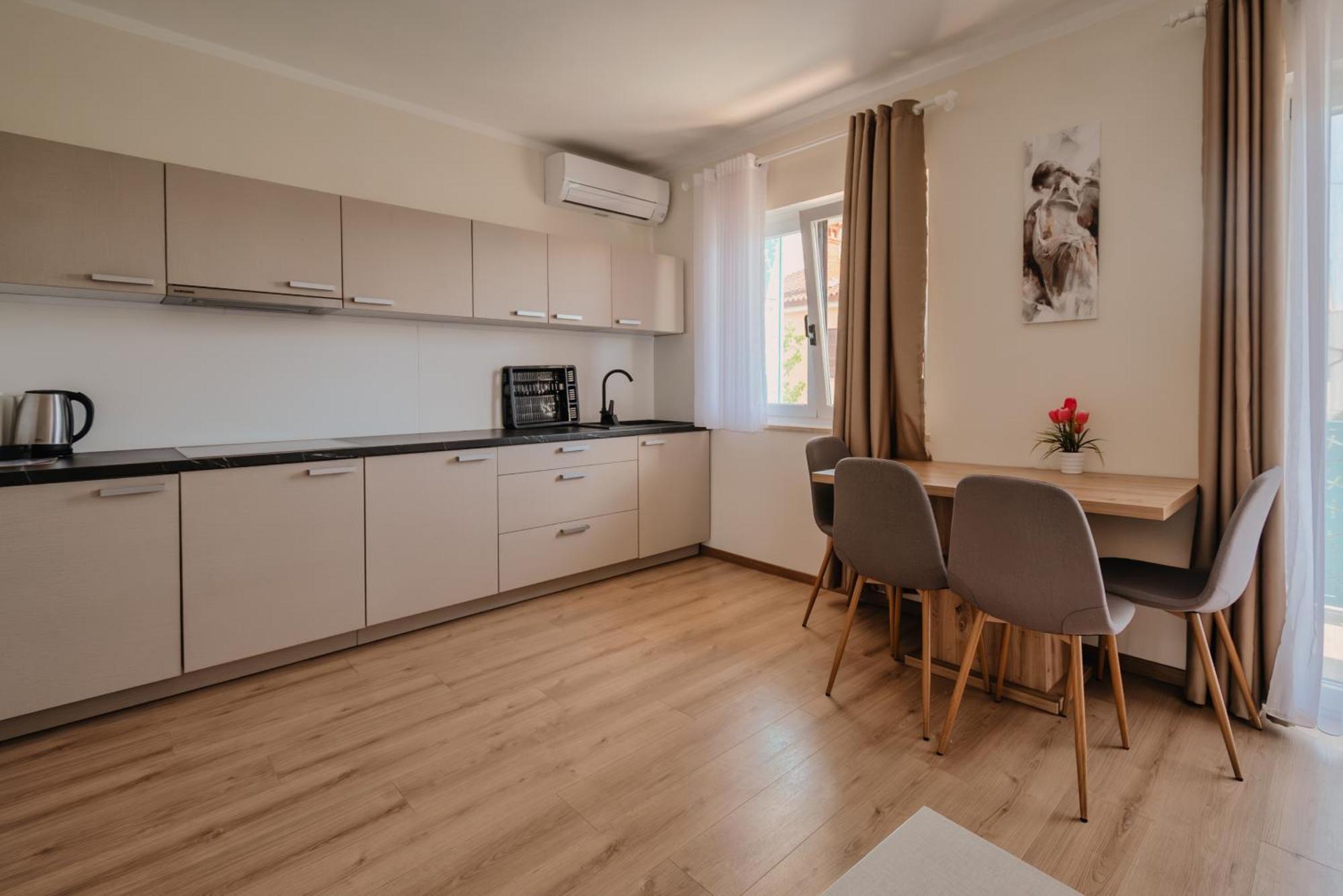 Luxury Apartments Vili 우마그 외부 사진